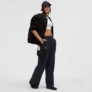 Lululemon Daydrift High-Rise Trouser *Regular in True Navy Size Large NEW